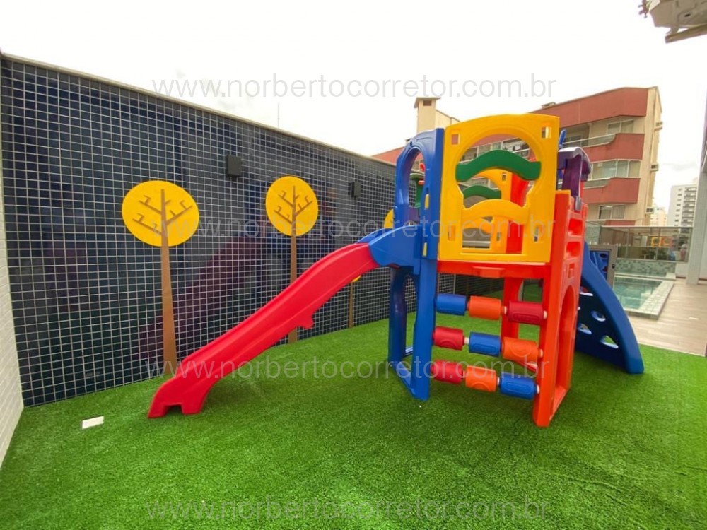 APARTAMENTO A VENDA NA QUADRA MAR DE MEIA PRAIA