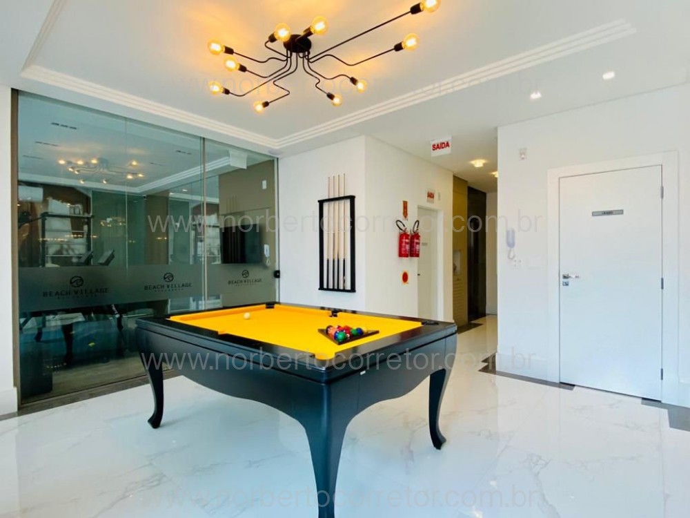 APARTAMENTO A VENDA NA QUADRA MAR DE MEIA PRAIA