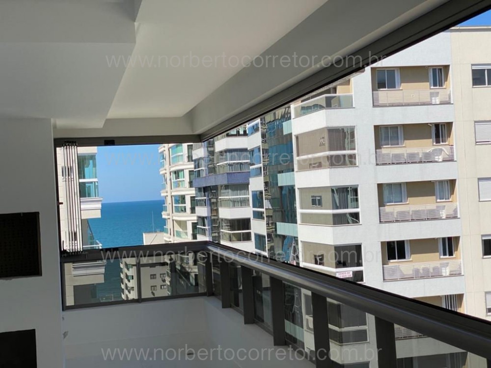 APARTAMENTO A VENDA NA QUADRA MAR DE MEIA PRAIA