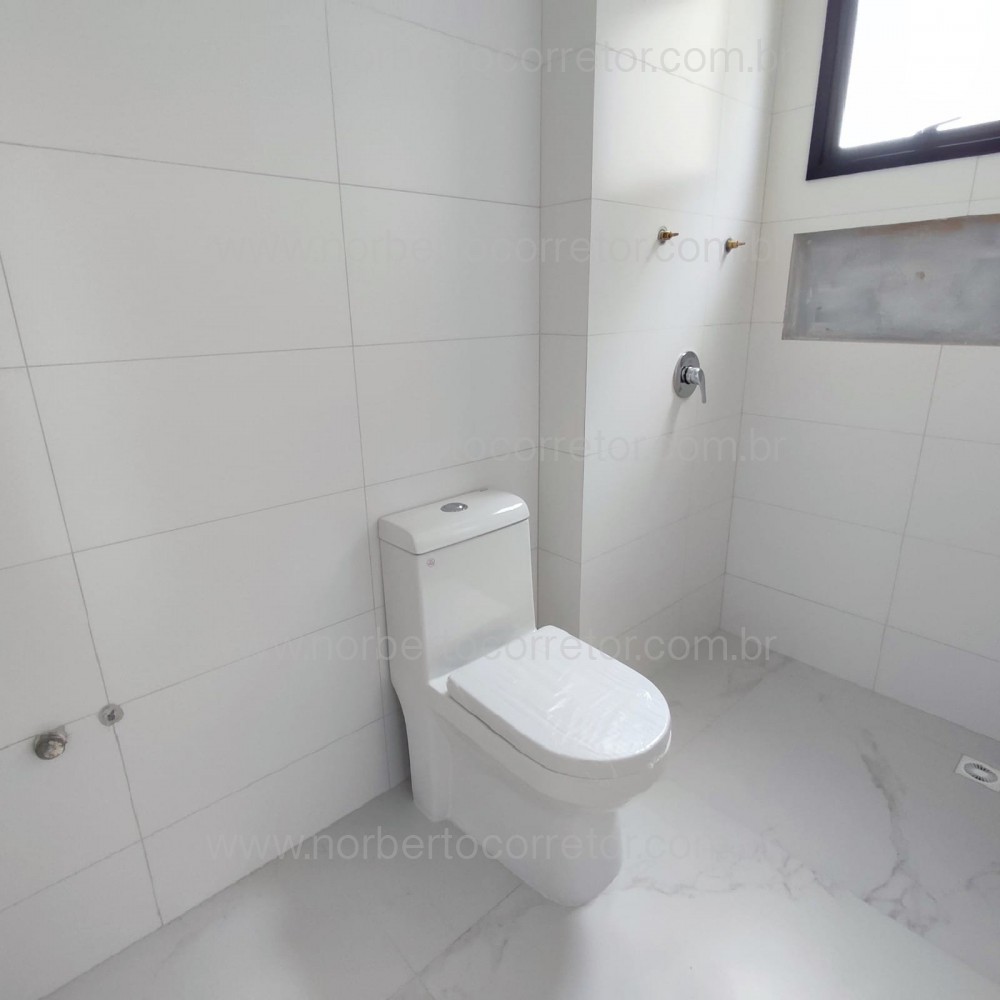 Apartamento novo 3 sutes, Meia Praia, Itapema SC 