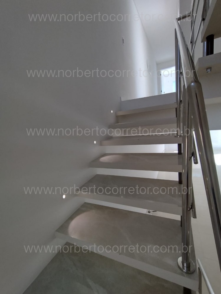 Triplex , 03 dorm em Pereque, Porto Belo SC 