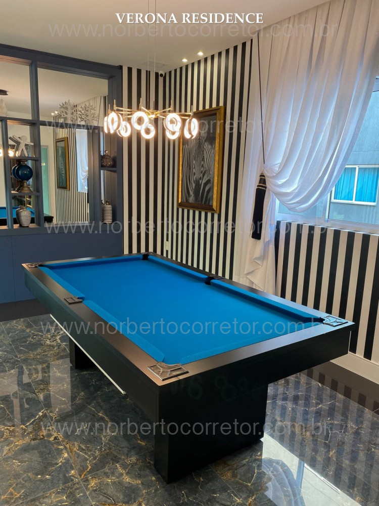 APARTAMENTO A VENDA NA QUADRA MAR DE MEIA PRAIA