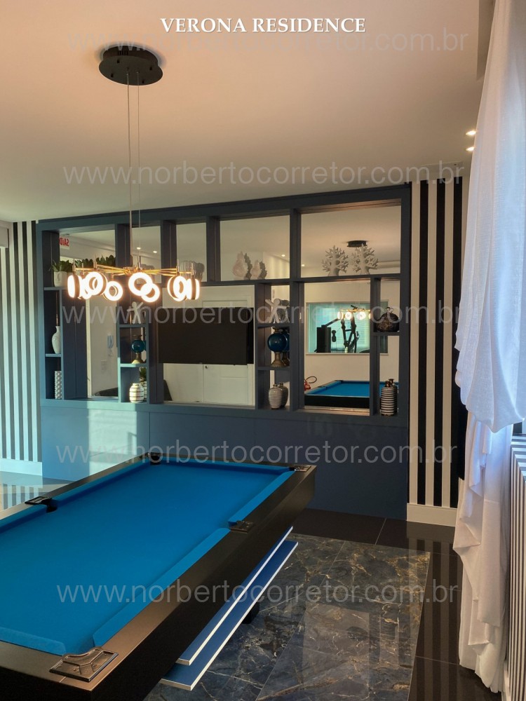 APARTAMENTO A VENDA NA QUADRA MAR DE MEIA PRAIA