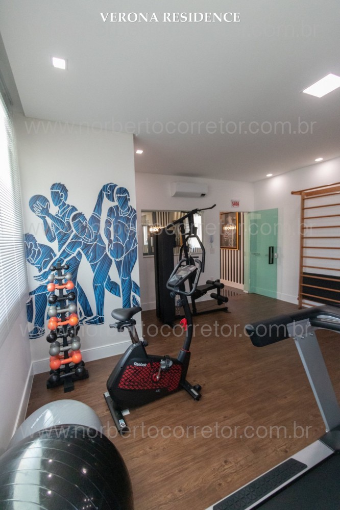 APARTAMENTO A VENDA NA QUADRA MAR DE MEIA PRAIA