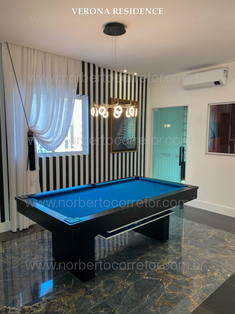 APARTAMENTO A VENDA NA QUADRA MAR DE MEIA PRAIA