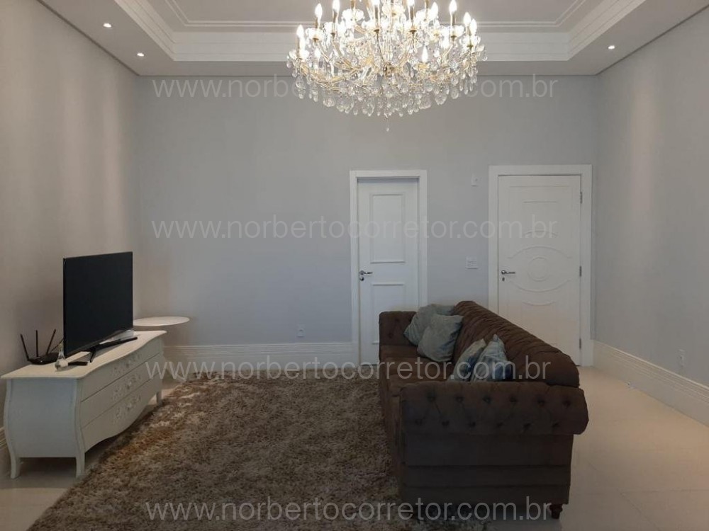 Apartamento P na Areia, Meia Praia, Itapema SC 