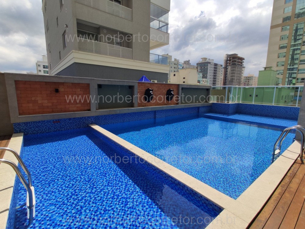 APARTAMENTO MOBILIADO A VENDA EM MEIA PRAIA 