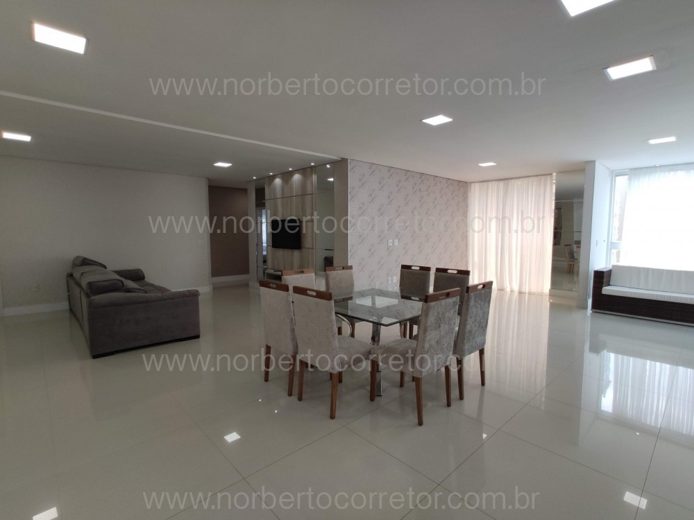 APARTAMENTO MOBILIADO A VENDA EM MEIA PRAIA 