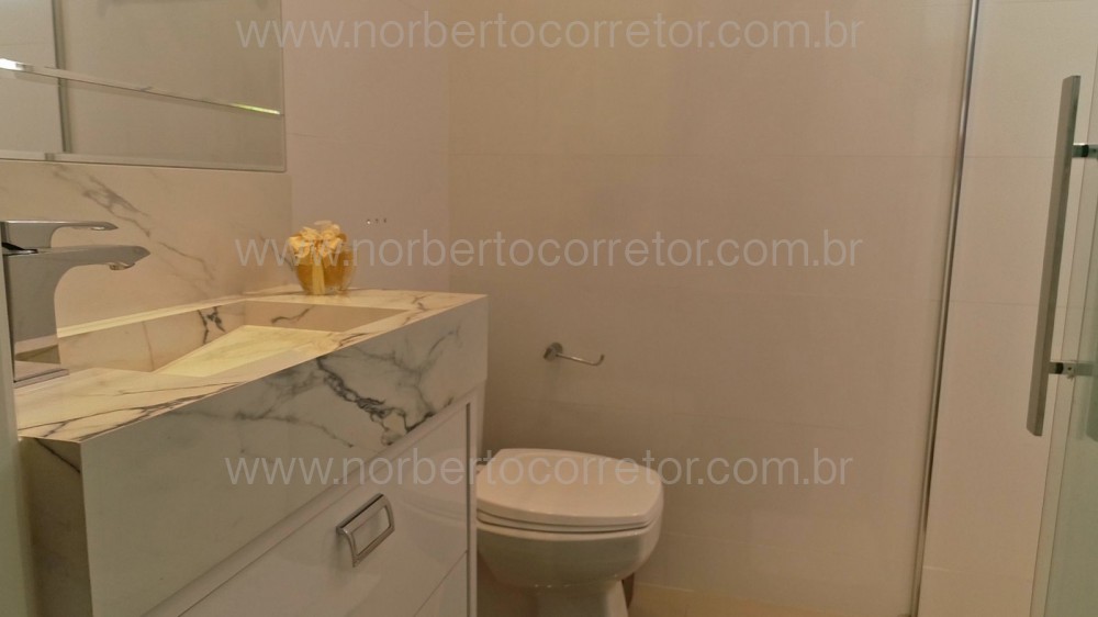 COBERTURA DUPLEX A VENDA NA QUADRA MAR MEIA PRAIA