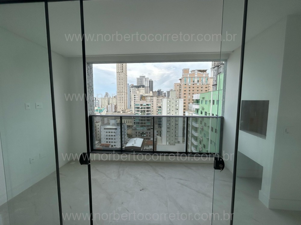 APARTAMENTO A VENDA EM MEIA PRAIA | 3 SUTES 