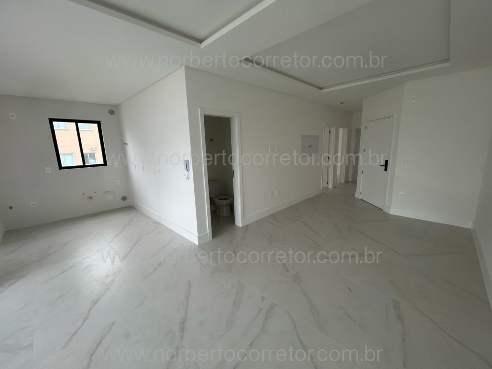 APARTAMENTO A VENDA EM MEIA PRAIA | 3 SUTES 