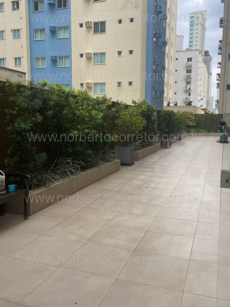 APARTAMENTO MOBILIADO A VENDA MEIA PRAIA