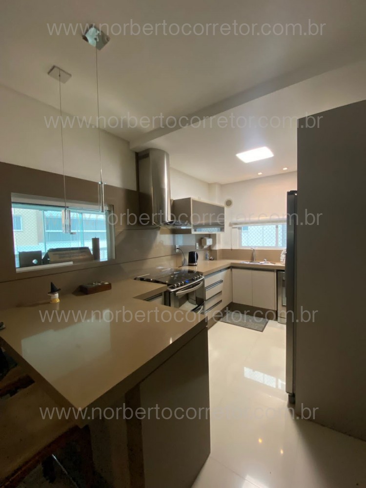 APARTAMENTO MOBILIADO A VENDA MEIA PRAIA