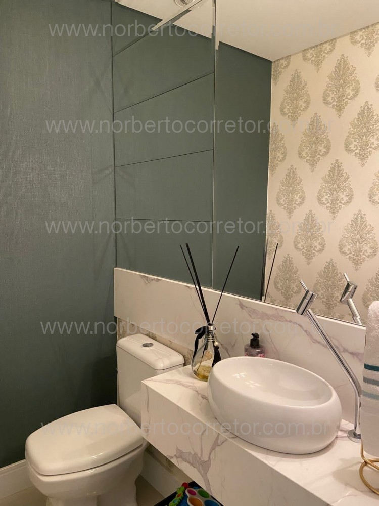 APARTAMENTO MOBILIADO A VENDA MEIA PRAIA