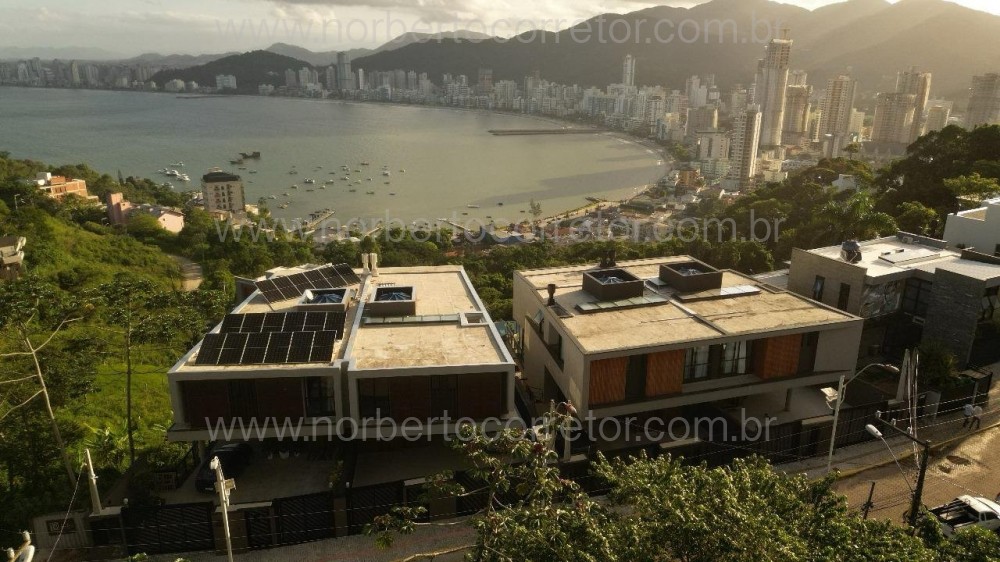 MANS�O SUSPENSA CANTO DA PRAIA ITAPEMA  4 SU�TES 