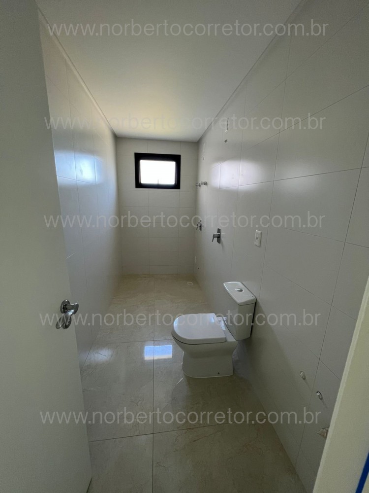 APARTAMENTO A VENDA FRENTE MAR EM MEIA PRAIA 