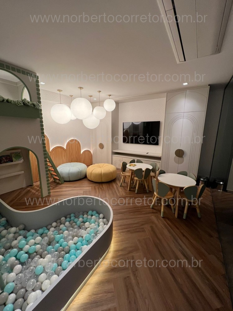 APARTAMENTO A VENDA FRENTE MAR EM MEIA PRAIA 