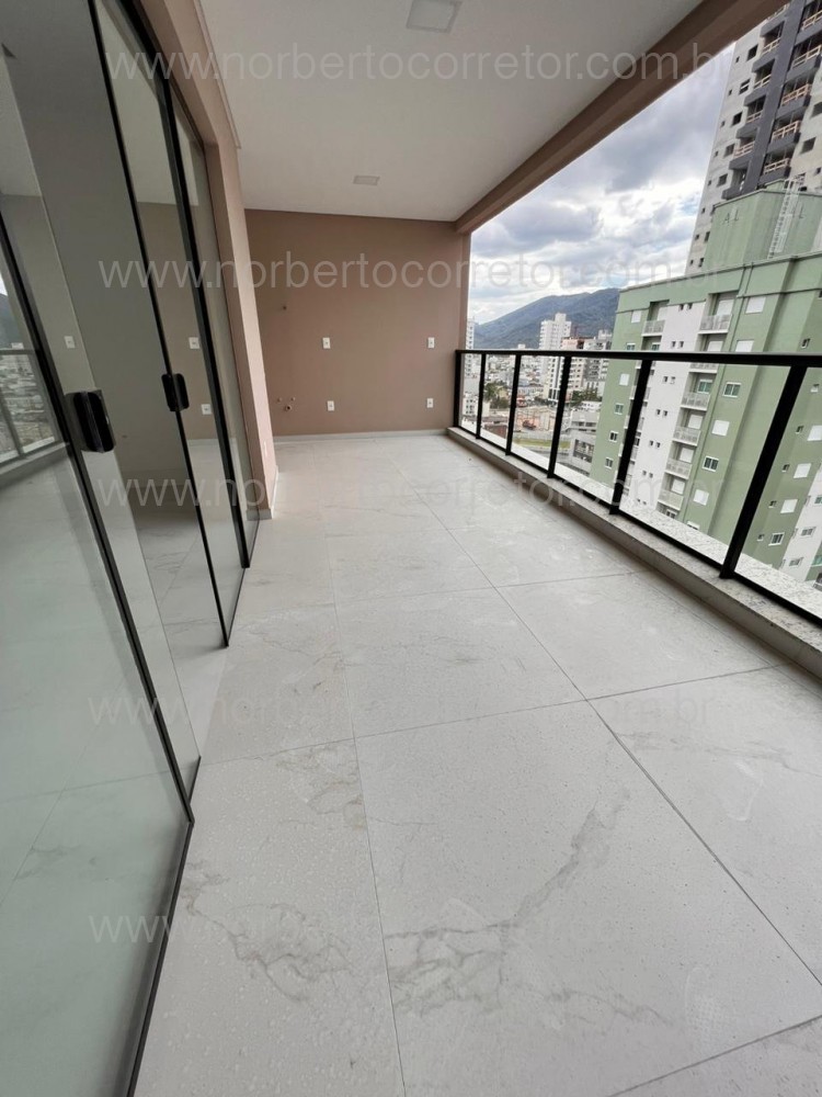 Apartamento 4 sutes, 170 m,  Meia Praia, Itapema