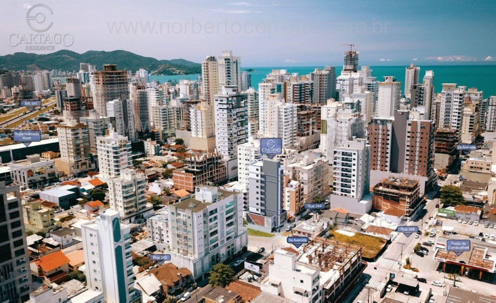 APARTAMENTO A VENDA EM MEIA PRAIA 