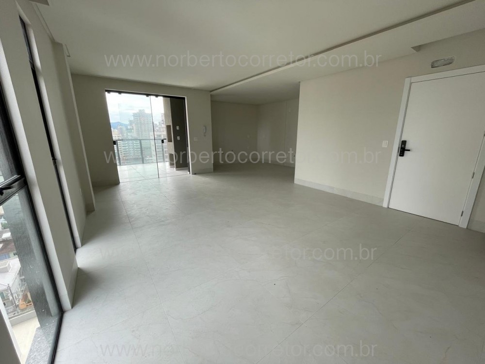 Apartamento 3 su�tes, Meia Praia, Itapema SC