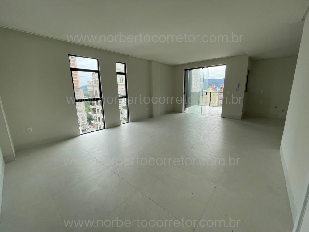 Apartamento 3 su�tes, Meia Praia, Itapema SC