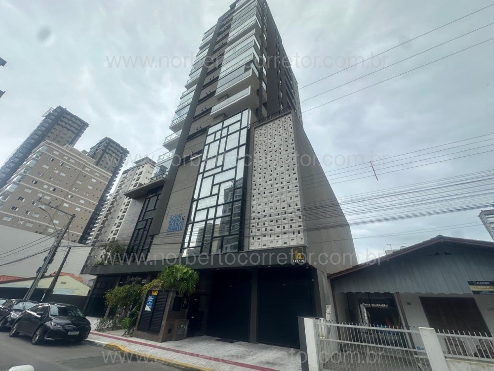 Apartamento 3 su�tes, Meia Praia, Itapema SC