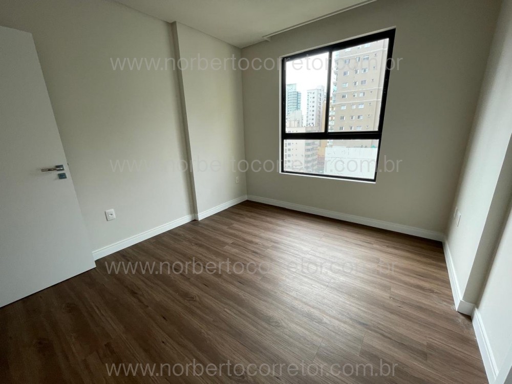 Apartamento 3 sutes, Meia Praia, Itapema SC