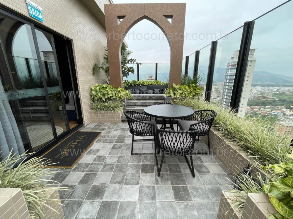 Apartamento 4 sutes, Meia Praia, Itapema SC 