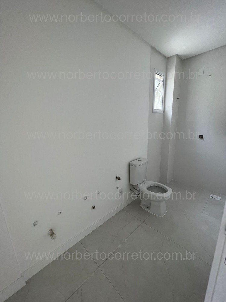 Apartamento 4 dormitrios novo, Itapema SC !
