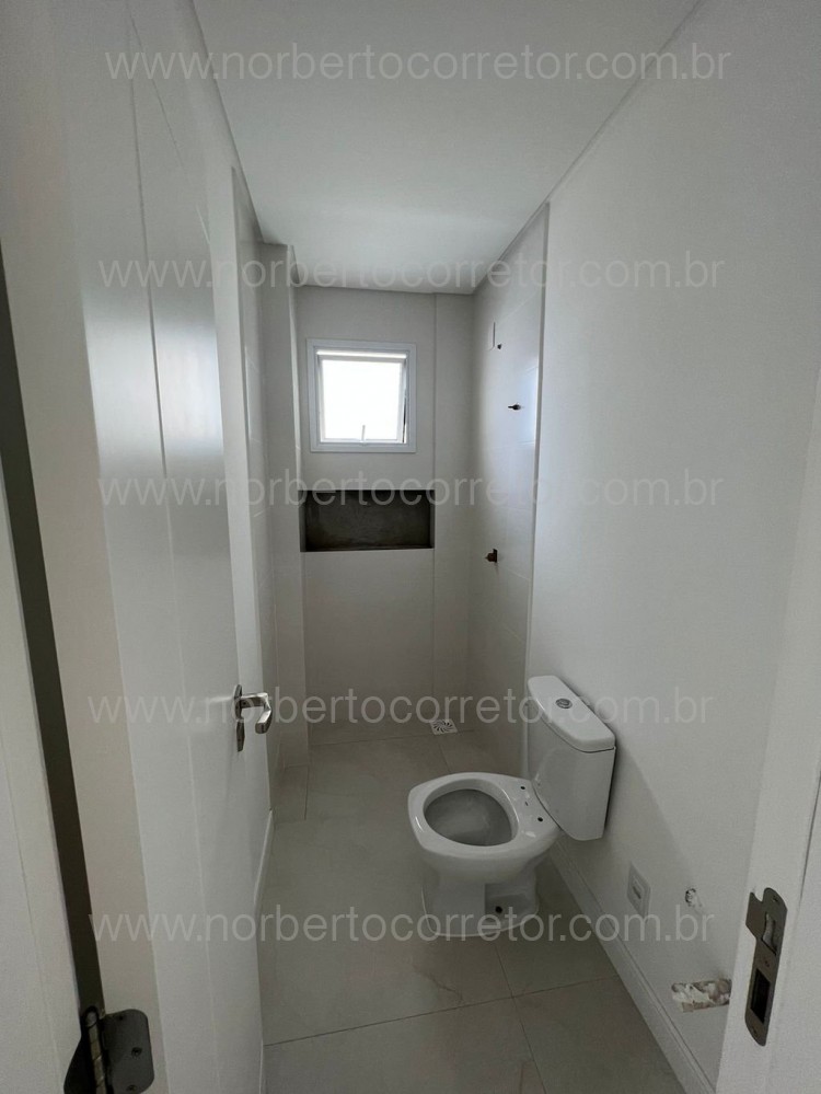 Apartamento 4 dormitrios novo, Itapema SC !