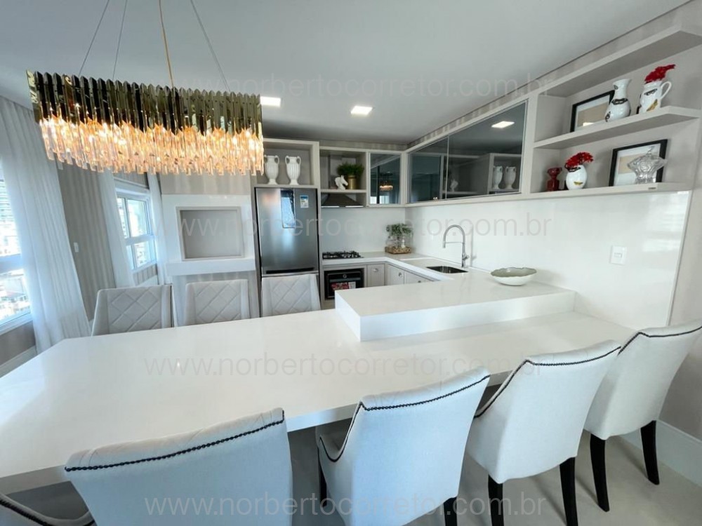 Apartamento 4 sutes, Meia Praia, Itapema SC 