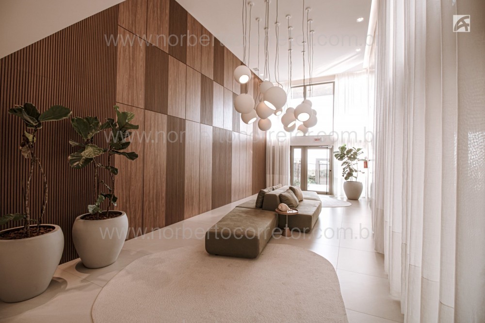 APARTAMENTO A VENDA NA PRAIA BRAVA | 3 SUTES 