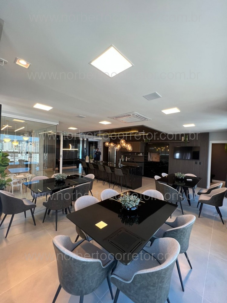 APARTAMENTO A VENDA EM MEIA PRAIA | 2 SUTES 