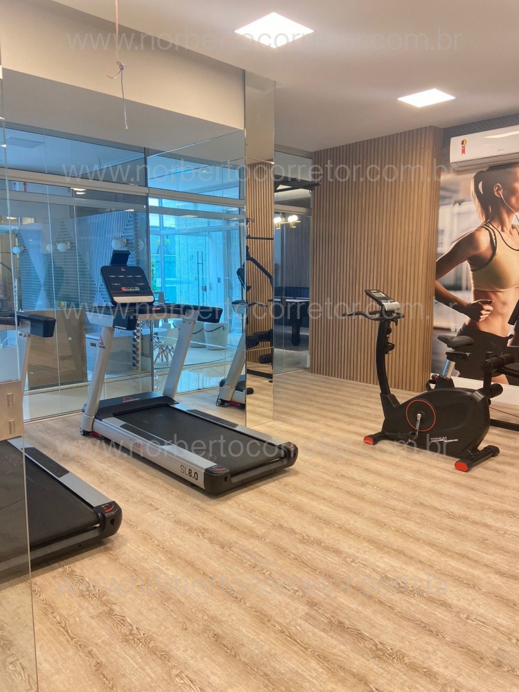 APARTAMENTO NA QUADRA MAR MEIA PRAIA | 3 SUTES 