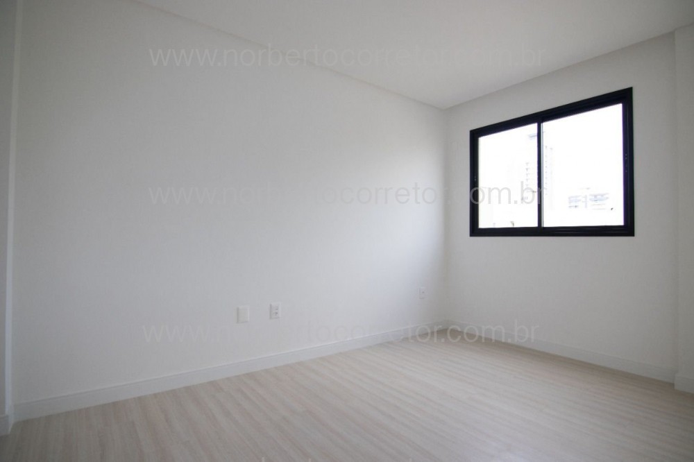 Apartamento 3 sutes, Meia Praia, Itapema SC