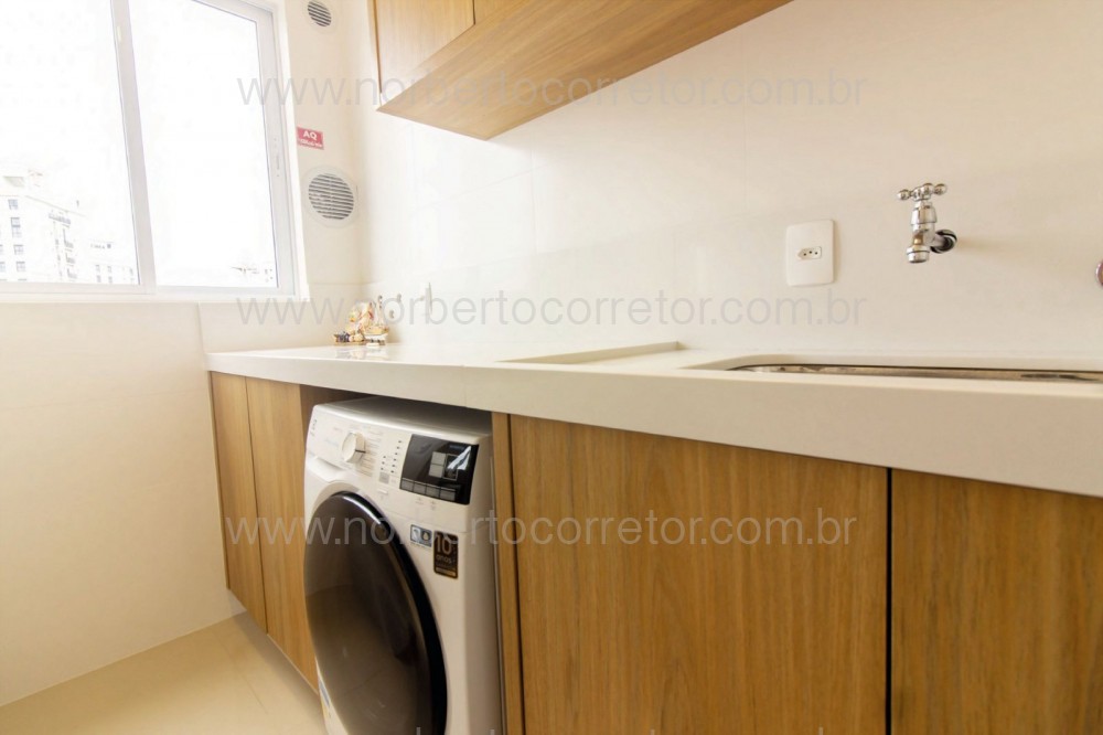 Apartamento 3 sutes, Meia Praia, Itapema SC