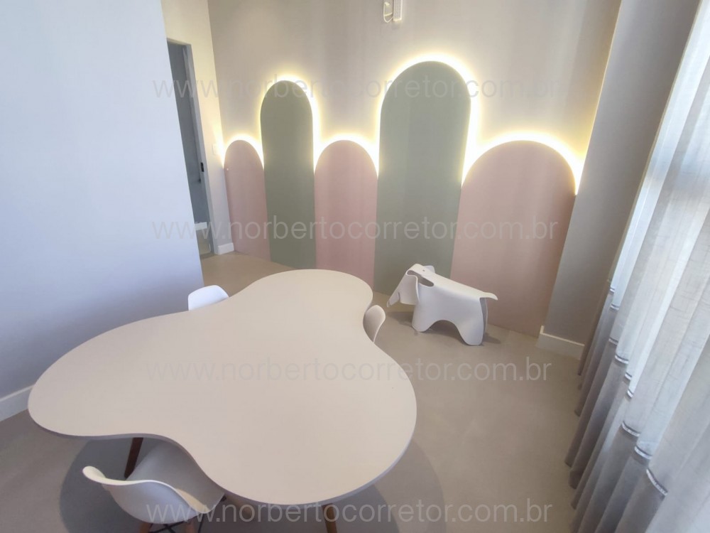 Apartamento 3 sutes, Meia Praia, Itapema SC