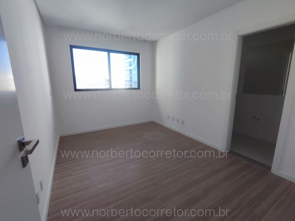 Apartamento 3 sutes, Meia Praia, Itapema SC