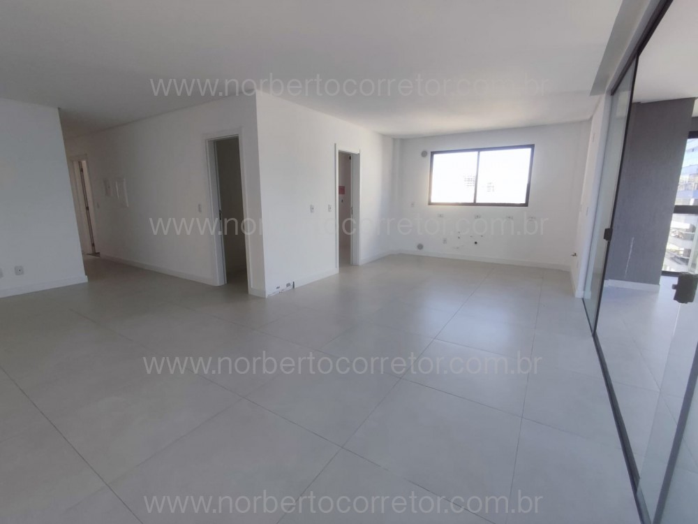 Apartamento 3 sutes, Meia Praia, Itapema SC