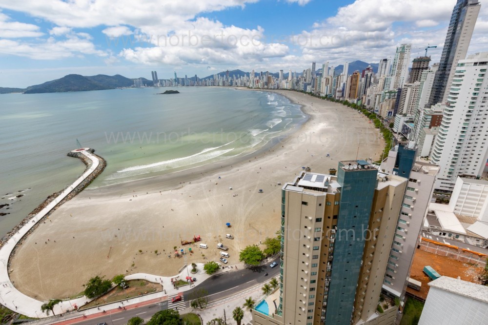APARTAMENTO  VENDA EM BALNEARIO CAMBORIU