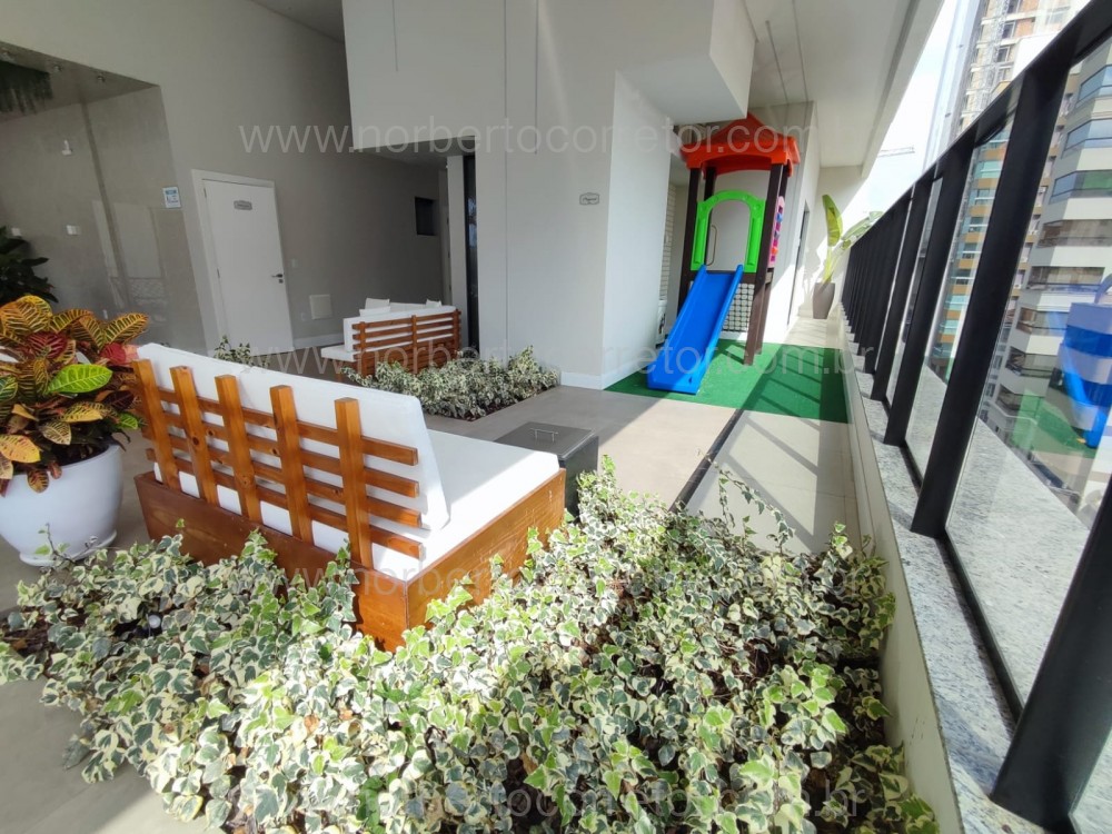 Apartamento 4 sutes, quadra mar, Itapeme SC 