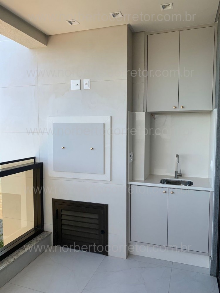 APARTAMENTO FRENTE MAR BALNEARIO PEREQUE 