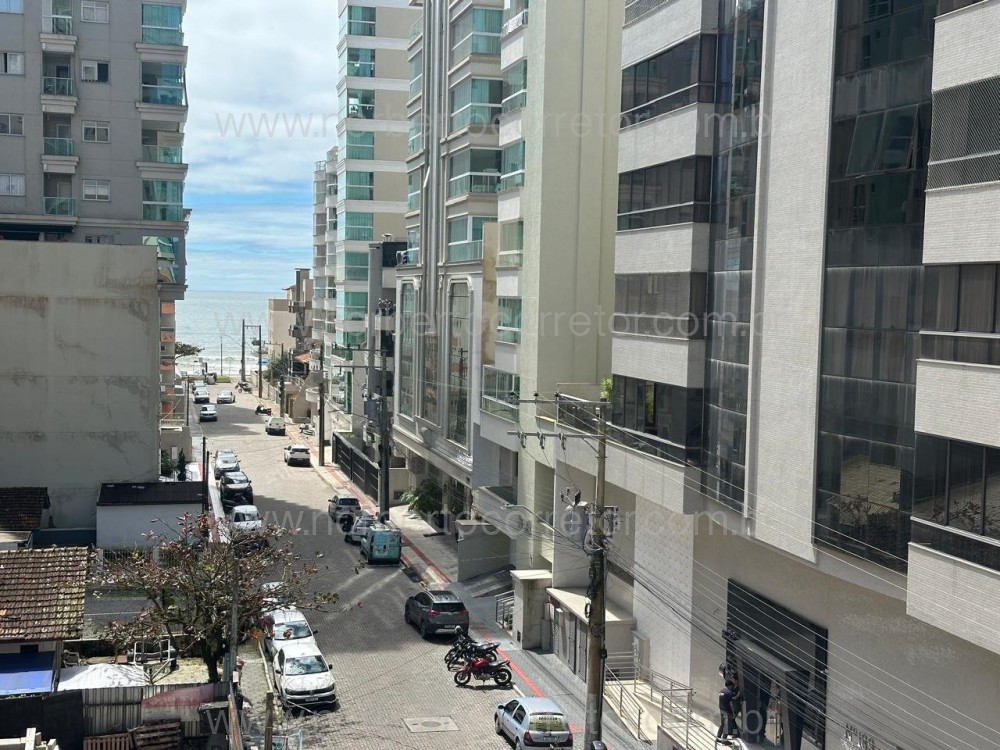 Apartamento 2 dormit�rios quadra mar, Itapema SC 