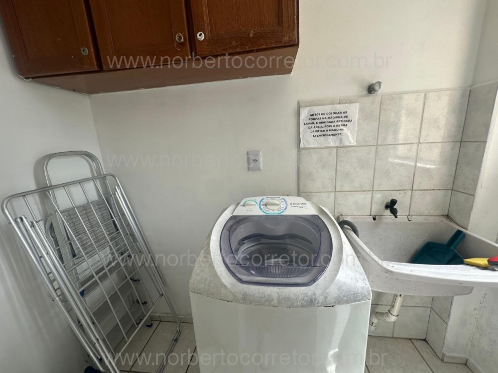 Apartamento 2 dormit�rios quadra mar, Itapema SC 