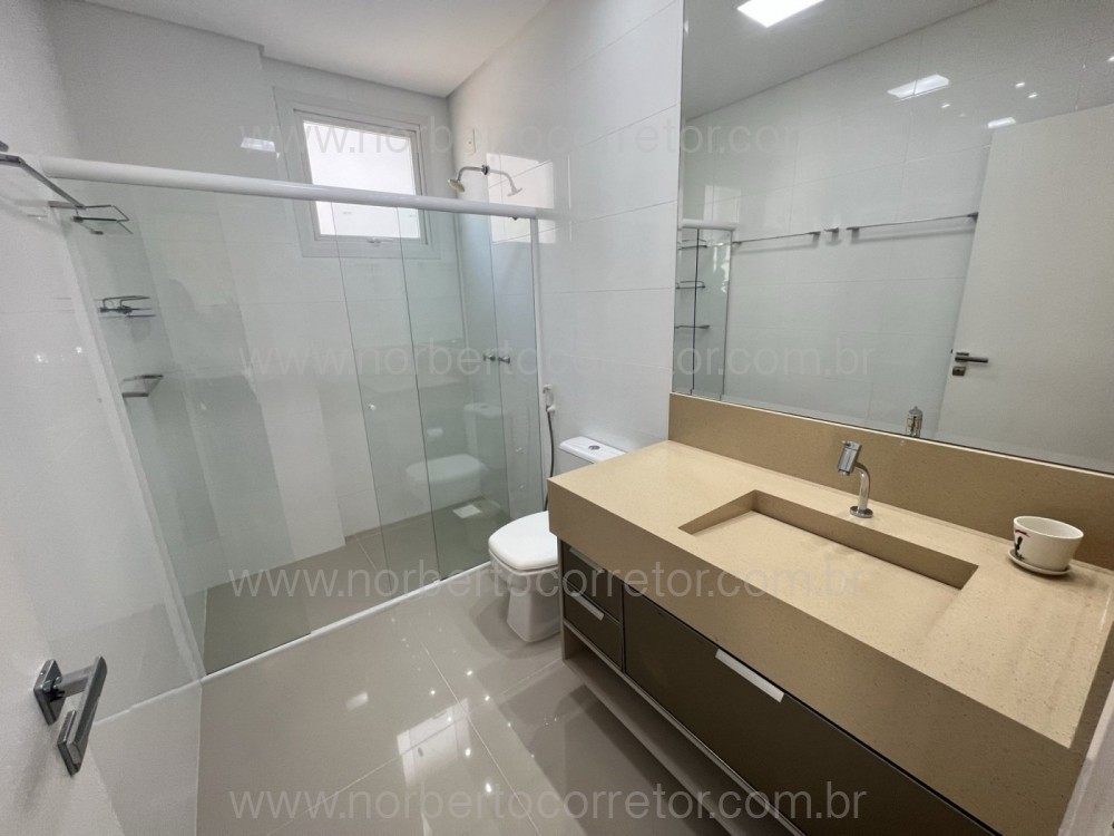 Apartamento 4 sutes, Meia Praia, Itapema SC 