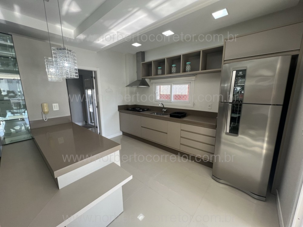 Apartamento 4 sutes, Meia Praia, Itapema SC 