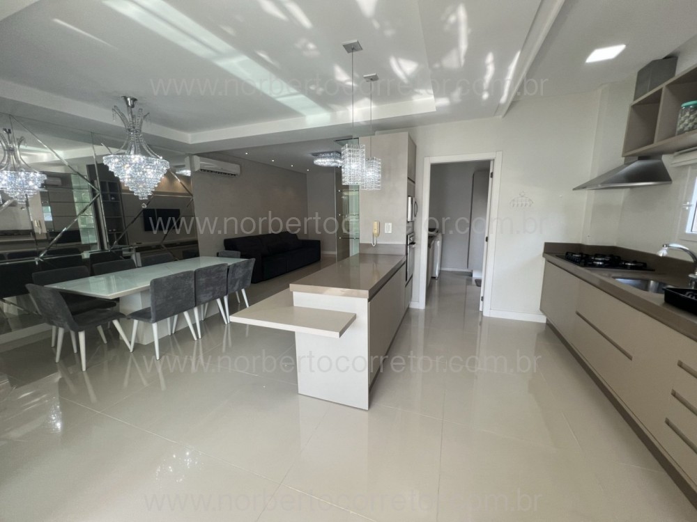 Apartamento 4 sutes, Meia Praia, Itapema SC 