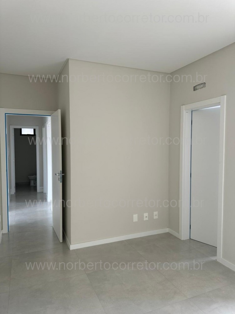 Apartamento 3 sutes, Meia Praia, Itapema SC