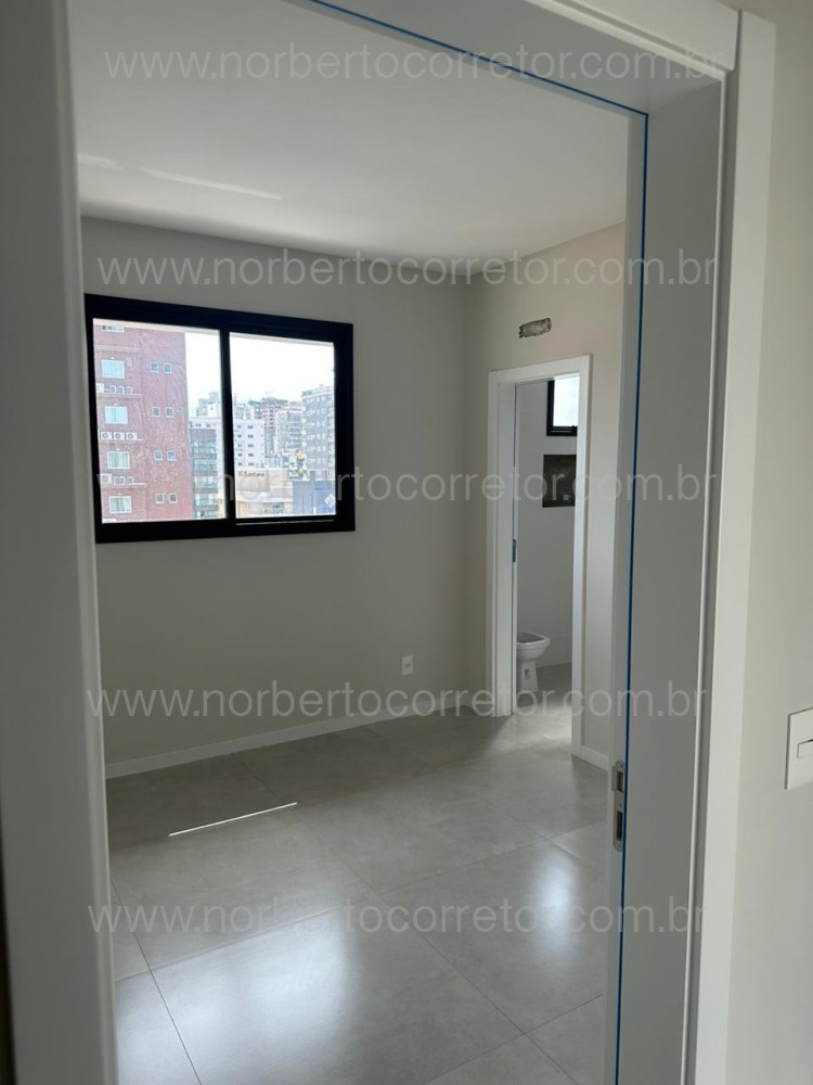 Apartamento 3 sutes, Meia Praia, Itapema SC