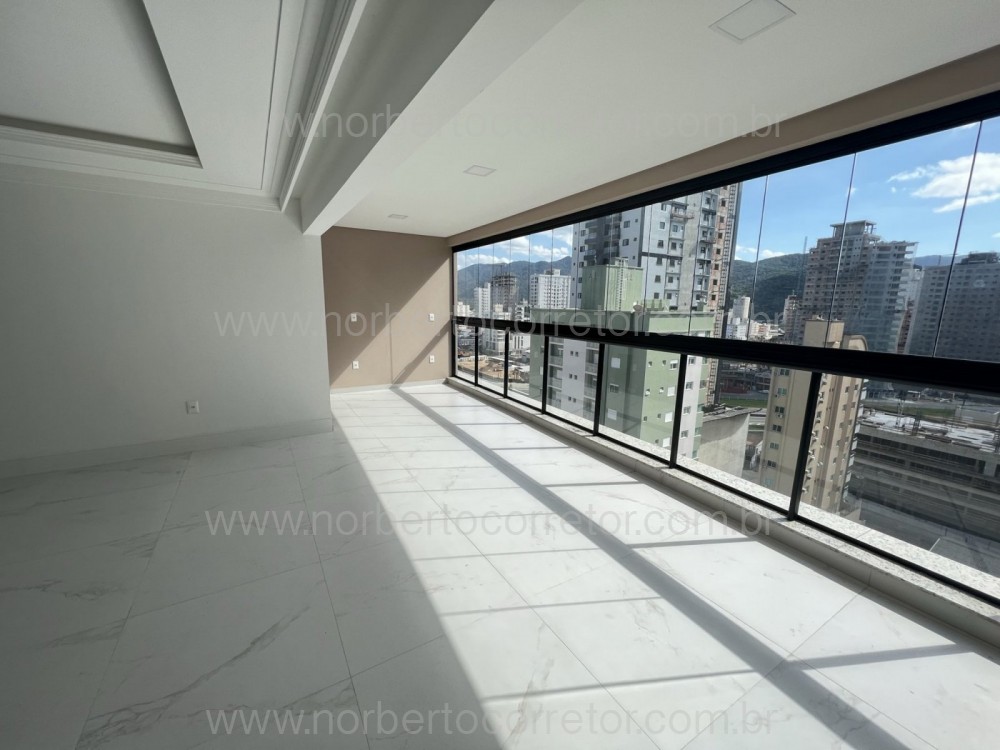 Apartamento 4 sutes, Meia Praia, Itapema SC 